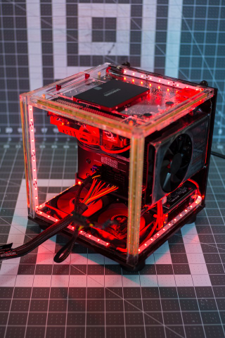 Illustration for article titled Sweet Minecraft PC, Guy